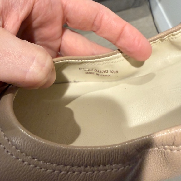 Cole Haan Leather Flats NWT 10.5 - Picture 8 of 8